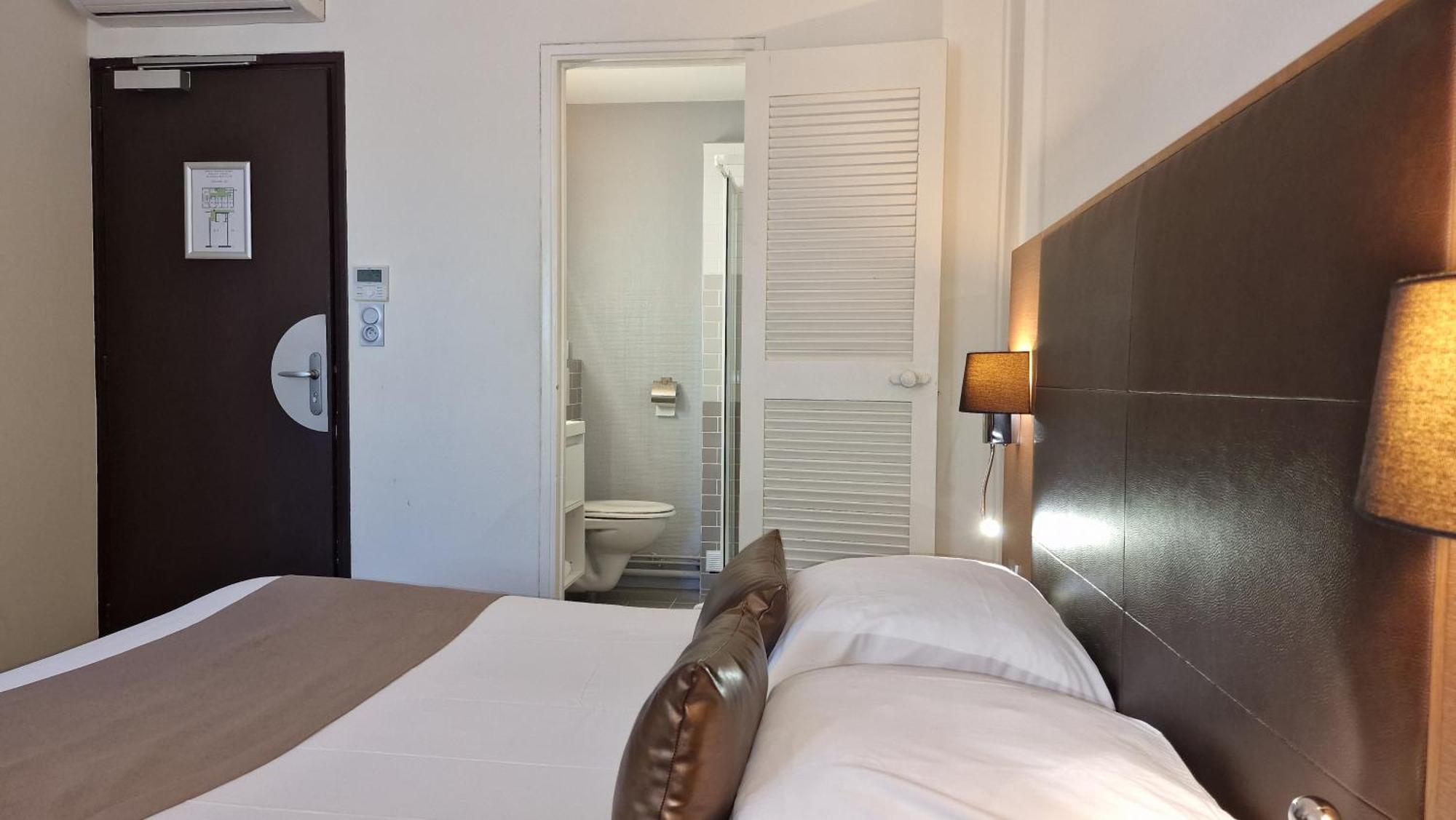 Hotel Restaurant Du Centre Et Du Lauragais 카스텔나우다리 외부 사진